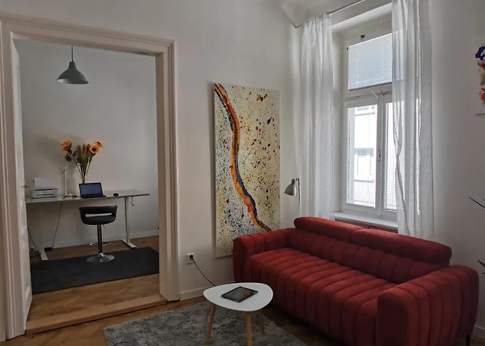 아파트 Downtown 3 Bdr Charm - Walk To Attractions 브라티슬라바