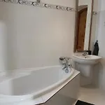 Apartmán Downtown 3 Bdr Charm - Walk To Attractions Bratislava