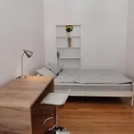 Apartmán Downtown 3 Bdr Charm - Walk To Attractions Bratislava